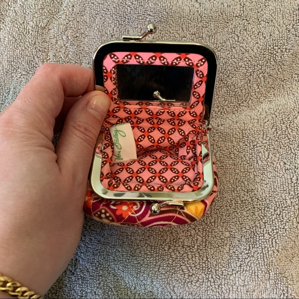 Vera Bradley Bali Gold Snap Closure Case - Picture 2 of 3